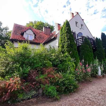 Straznica Komtura Mikołajki Exteriör bild