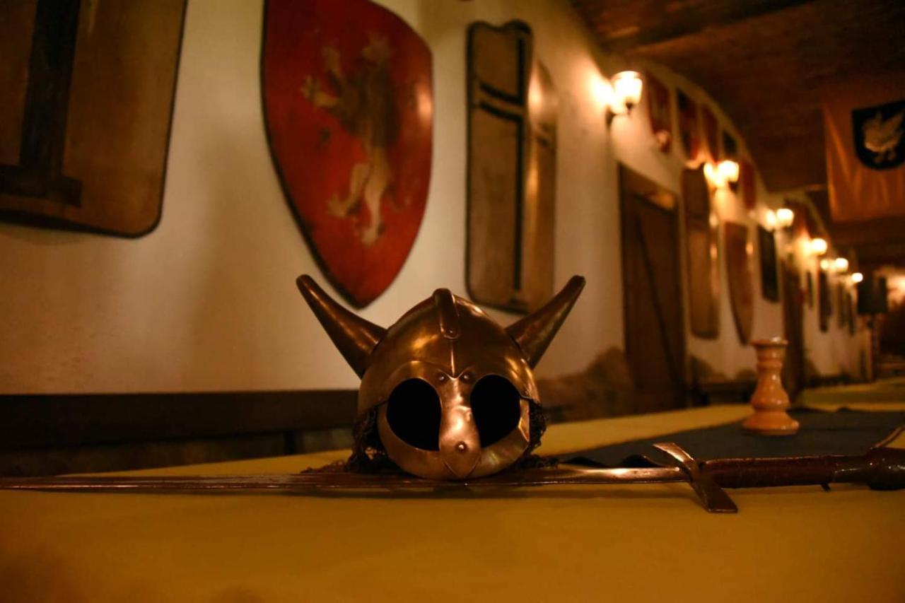 Straznica Komtura Mikołajki Exteriör bild