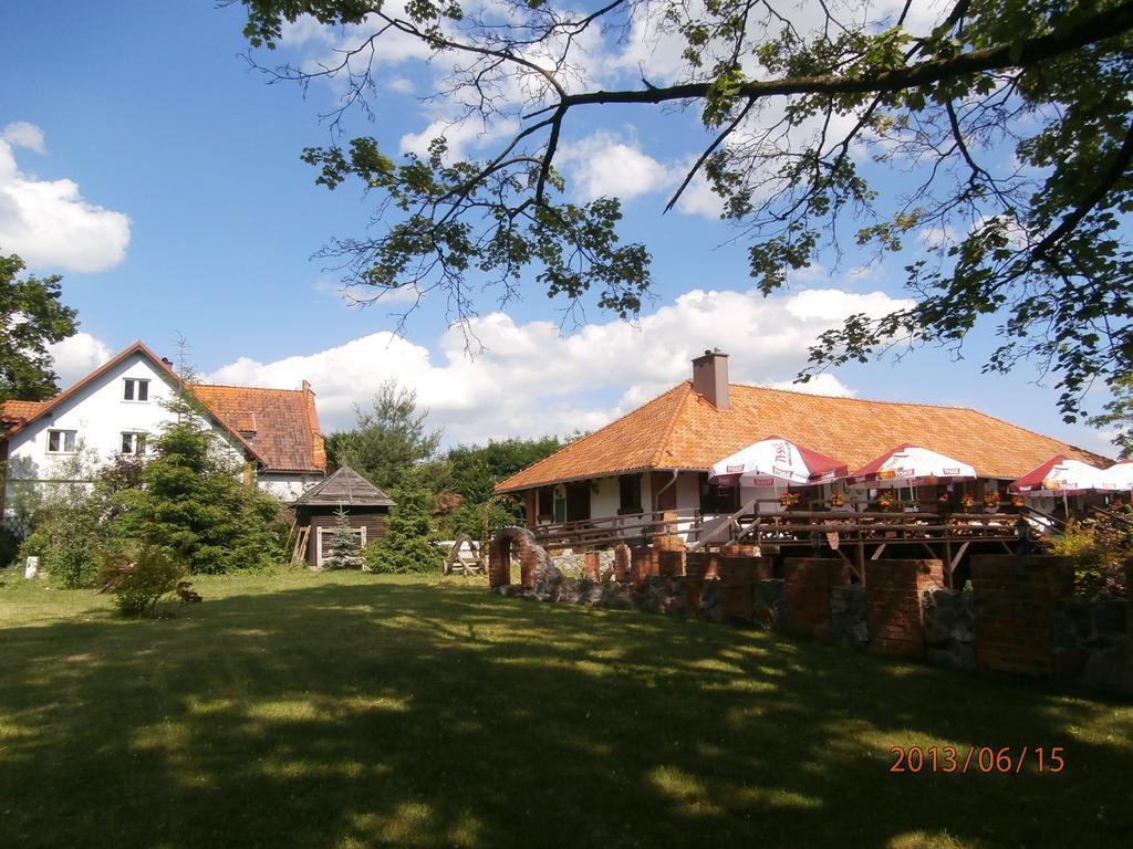 Straznica Komtura Mikołajki Exteriör bild