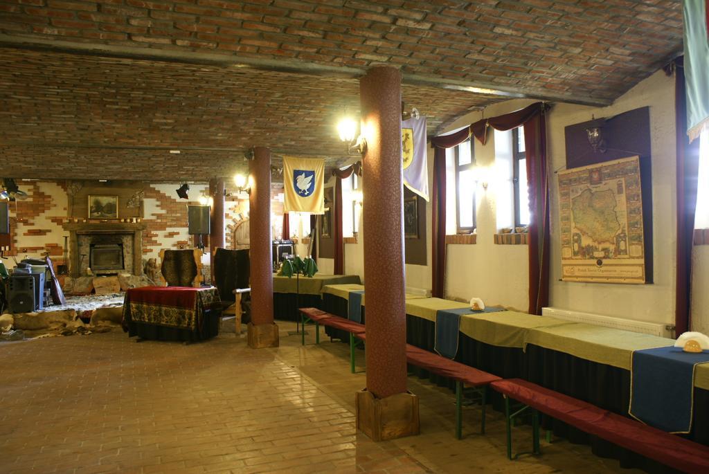 Straznica Komtura Mikołajki Exteriör bild