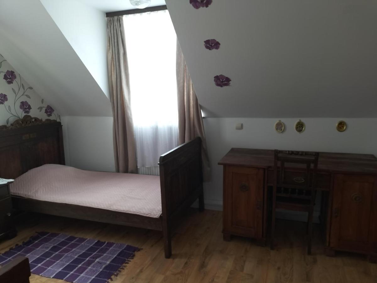 Straznica Komtura Mikołajki Exteriör bild