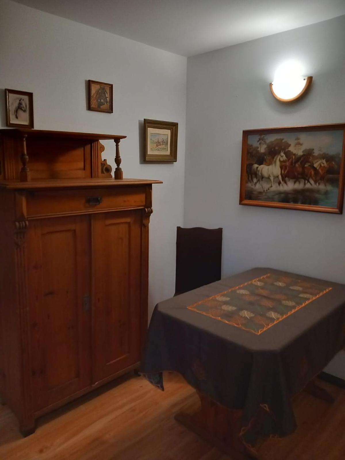 Straznica Komtura Mikołajki Exteriör bild
