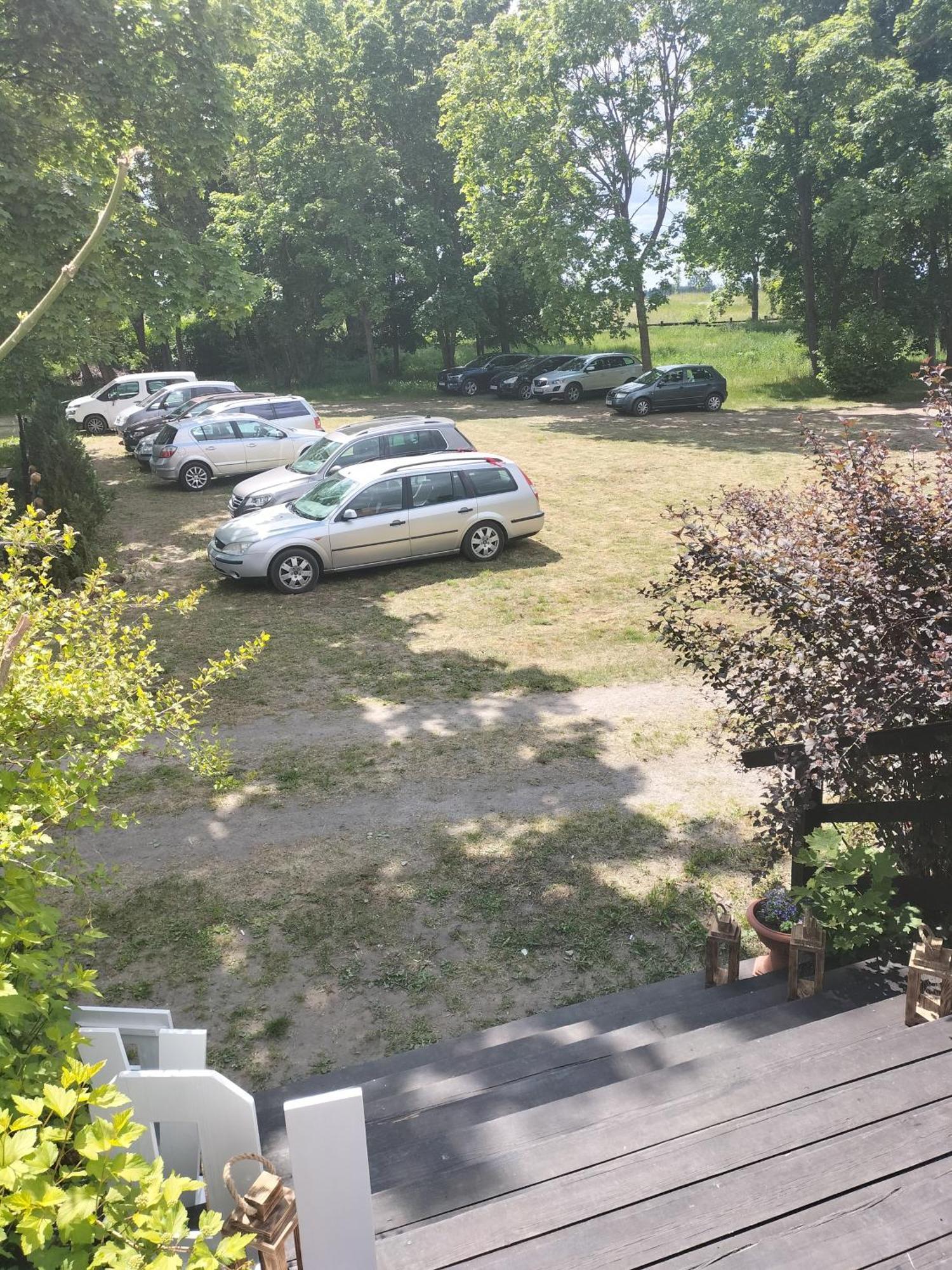 Straznica Komtura Mikołajki Exteriör bild