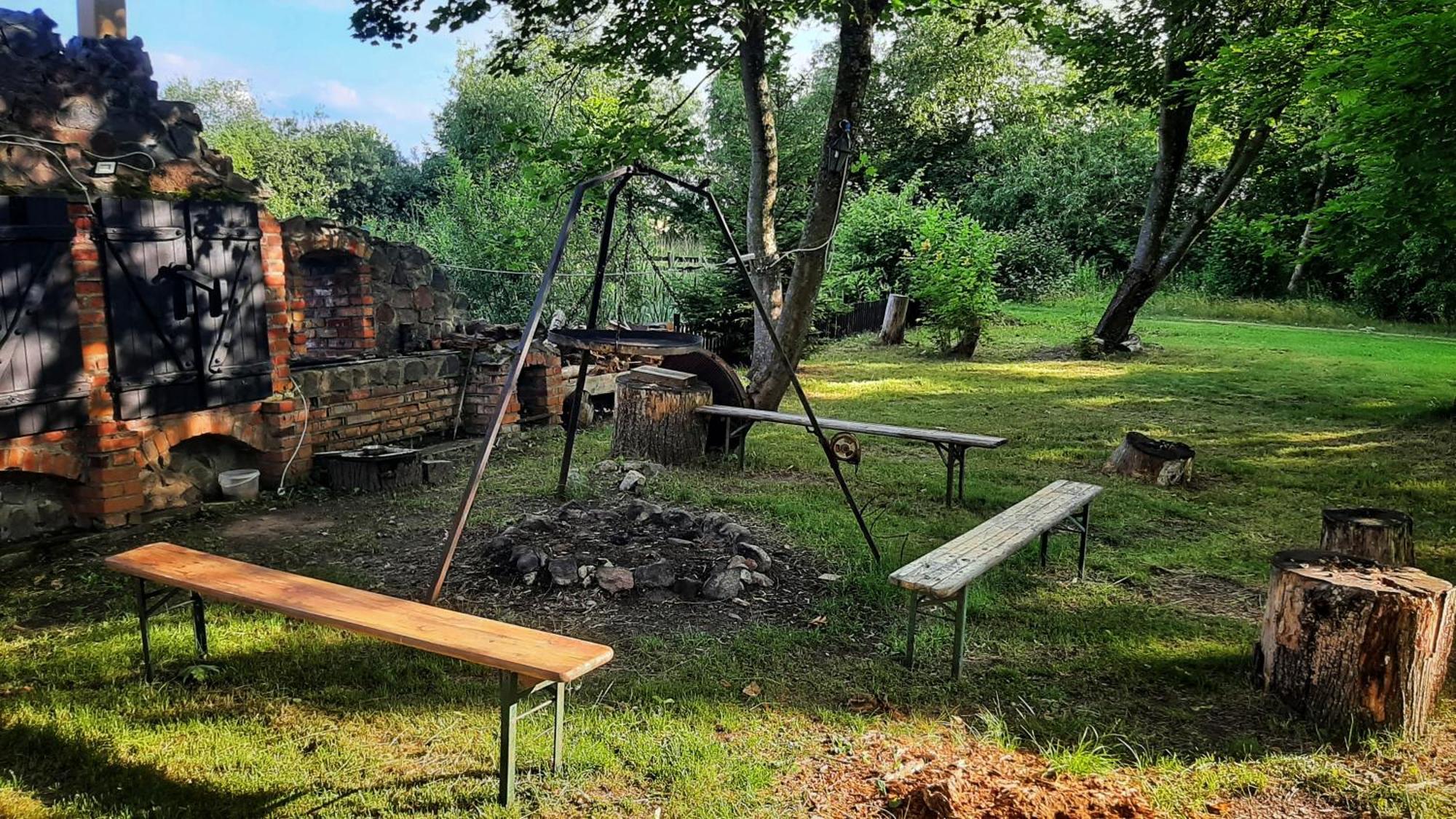 Straznica Komtura Mikołajki Exteriör bild