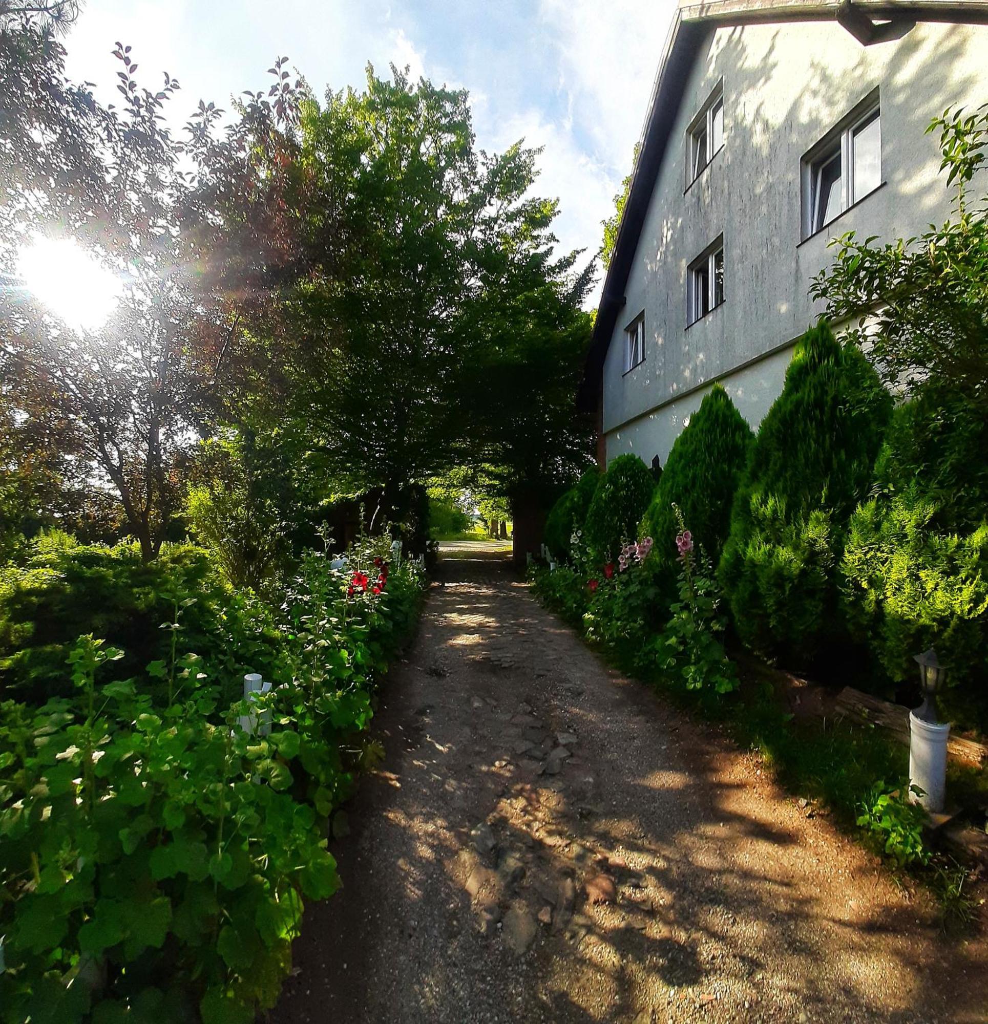 Straznica Komtura Mikołajki Exteriör bild